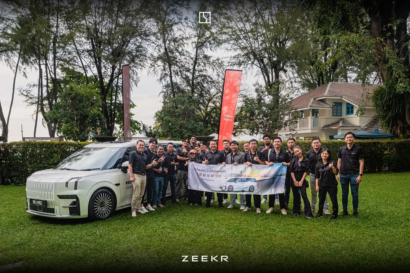 BESTAR and ZEEKR teams with a ZEEKR 009 at an owner event in Malaysia